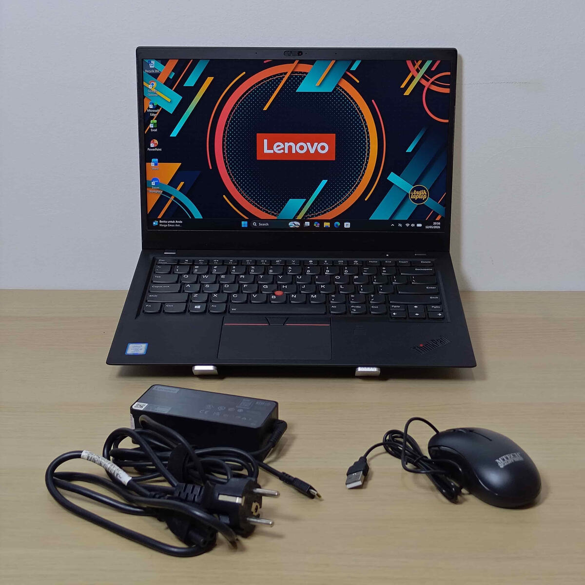 Lenovo Thinkpad X1 Carbon Gen 6 Bundle Lenovo Thinkpad X1 Carbon Gen 6 Bundle